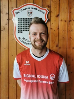 Avatar Bild für Dominik Helmetag