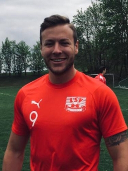 Avatar Bild für Nick Möbus