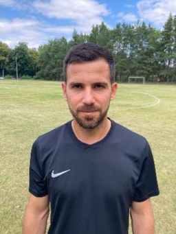 Avatar Bild für Mustafa Tütünen