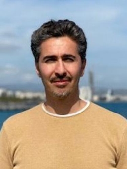 Avatar Bild für Kemal Zeyveli