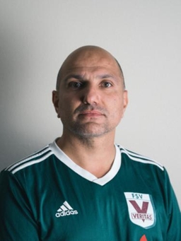 Avatar Bild für Adrien Muxfeld