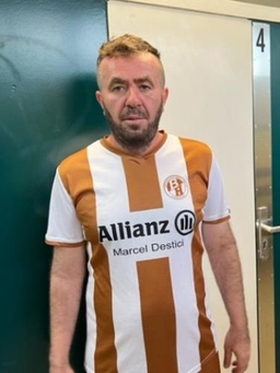 Avatar Bild für Cayan Yilmaz