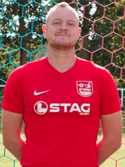 Avatar Bild für Adrian-Max Vorpahl