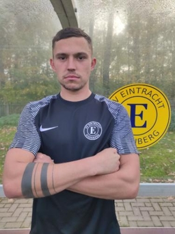 Avatar Bild für Dennis Schomburg