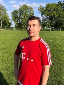 Avatar Bild für Tom Kühne