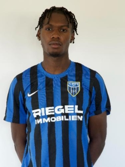 Avatar Bild für Dennis Amankona
