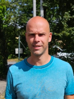 Avatar Bild für Adrian Hönig