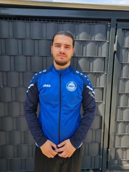 Avatar Bild für Adrian Nafezi