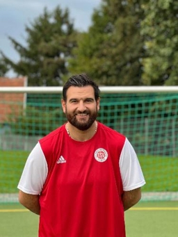 Avatar Bild für Arif Karaahmet