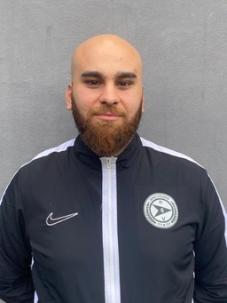 Avatar Bild für Mustafa Yirmibes