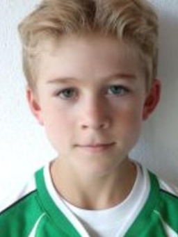 Avatar Bild für Lian August