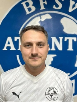 Avatar Bild für Maksim Zakharov