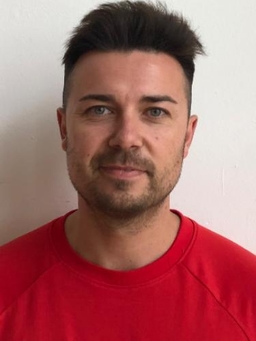 Avatar Bild für Andrej Miller