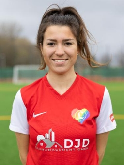 Avatar Bild für Celine Hellriegel