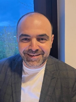 Avatar Bild für Adem Akin