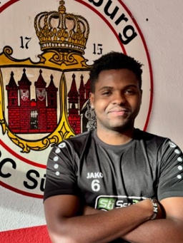 Avatar Bild für James Ouma Otieno