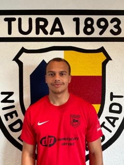 Avatar Bild für Yoba Kiyumbi