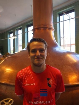 Avatar Bild für Lukas Born