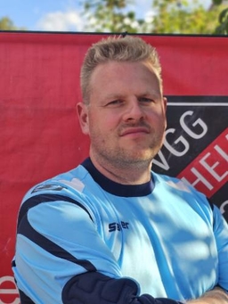 Avatar Bild für Tobias Röhrborn