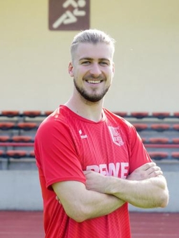 Avatar Bild für Elias Brämer