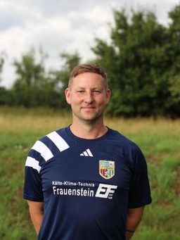 Avatar Bild für Dominik Nienstedt