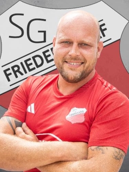 Avatar Bild für Adrian Plath