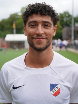 Avatar Bild für Leroy Gian-Piero Rahim Celotto