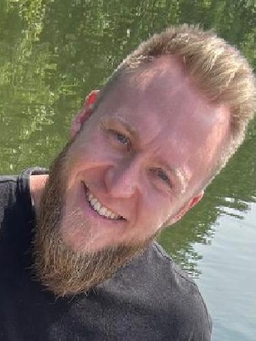 Avatar Bild für Dennis Schwarzer