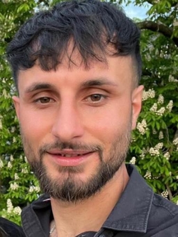 Avatar Bild für Aydin Akbalik