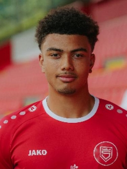 Avatar Bild für Justin Adozi