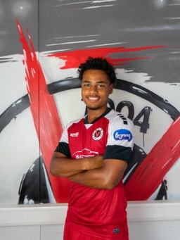 Avatar Bild für Thierry Ombala Abessouguie