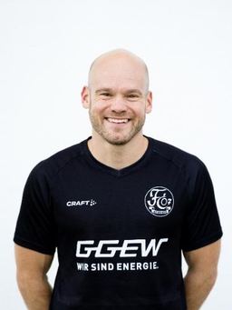 Avatar Bild für Denis Holdschick