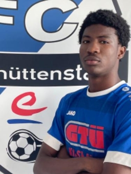 Avatar Bild für Fidelis Uchenna Ezeoba