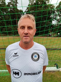 Avatar Bild für Henry Brühl