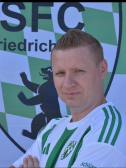 Avatar Bild für Dennis Kolbach