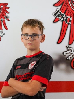 Avatar Bild für Elias Knobloch