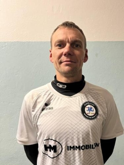 Avatar Bild für Dennis Kundschaft