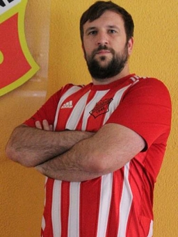 Avatar Bild für Adrian Wölfelschneider