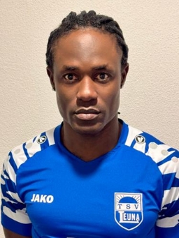 Avatar Bild für Simon Dongo