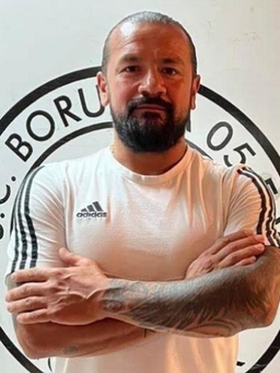 Avatar Bild für Özgür Ado