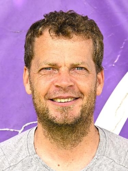 Avatar Bild für Simon Niederwestberg
