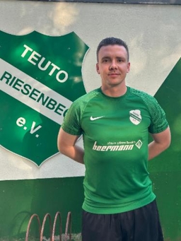 Avatar Bild für Benedikt Helmig