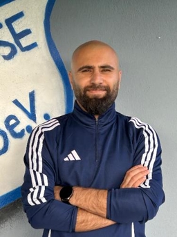 Avatar Bild für Dakhaz Osman