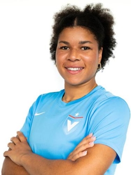 Avatar Bild für Victoria Ezebinyuo