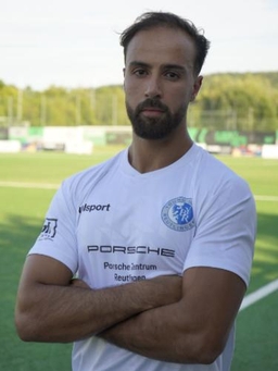 Avatar Bild für Adil Iggoute