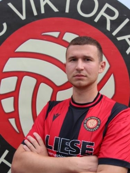 Avatar Bild für Adrian Becker