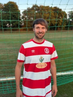 Avatar Bild für Maximilian Düsing