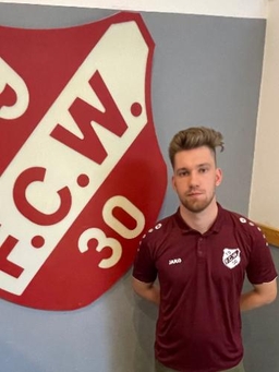 Avatar Bild für Lennard Zum Hebel