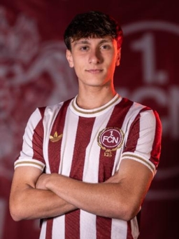 Avatar Bild für Mahmud Esad Akgün