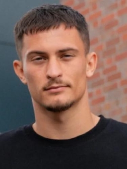 Avatar Bild für Adrián Kaprálik